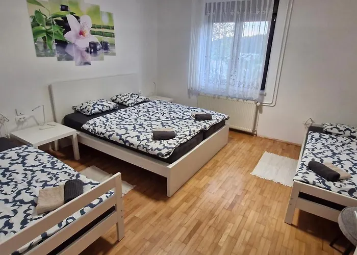 アパート Apartma Pers